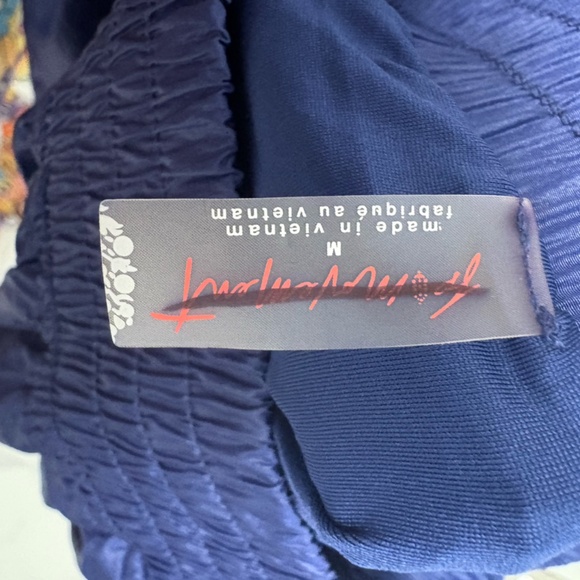 NWOT Free People Movement Performance shorts Size M - Picture 2 of 4